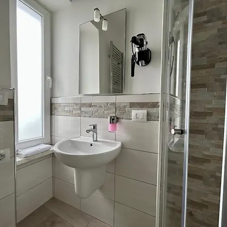 Fezzano / Portovenere Stilish Double With Sea View, Balcony Or Small Courtyard 3*