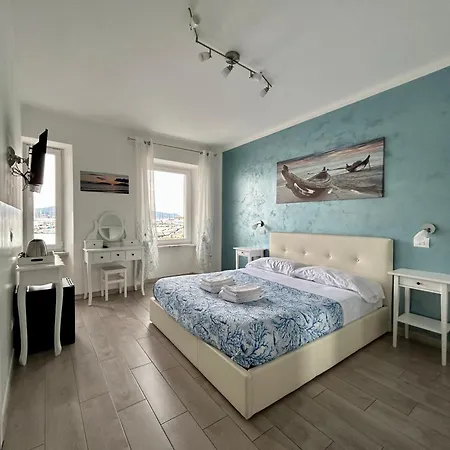 Vendégház Fezzano / Portovenere Stilish Double With Sea View, Balcony Or Small Courtyard Fezzano