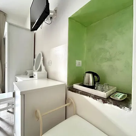 Fezzano / Portovenere Stilish Double With Sea View, Balcony Or Small Courtyard 게스트하우스 페차노