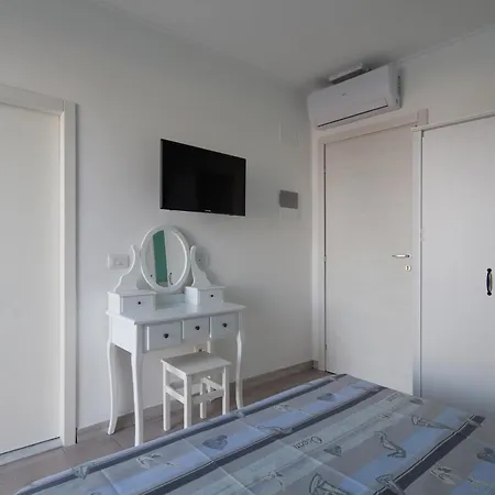 Fezzano / Portovenere Stilish Double With Sea View, Balcony Or Small Courtyard 3*