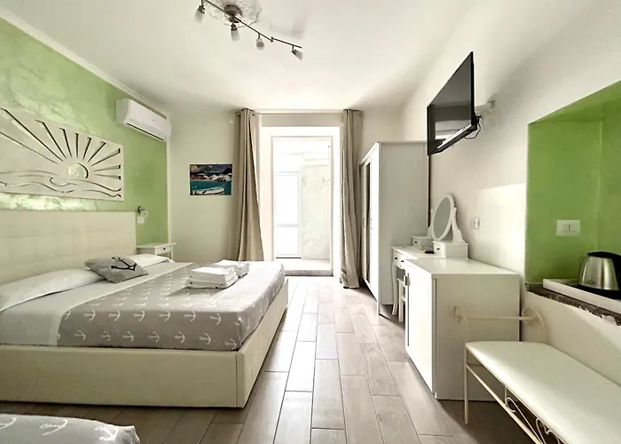 Vendégház Fezzano / Portovenere Stilish Double With Sea View, Balcony Or Small Courtyard
