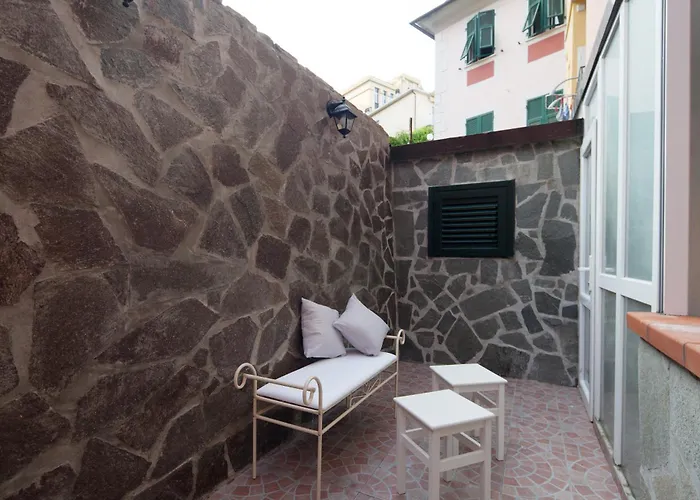 Vendégház Fezzano / Portovenere Stilish Double With Sea View, Balcony Or Small Courtyard 3*