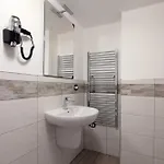 Fezzano / Portovenere Stilish Double With Sea View, Balcony Or Small Courtyard Gasthof 3*