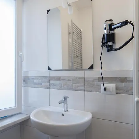 Vendégház Fezzano / Portovenere Stilish Double With Sea View, Balcony Or Small Courtyard 3*