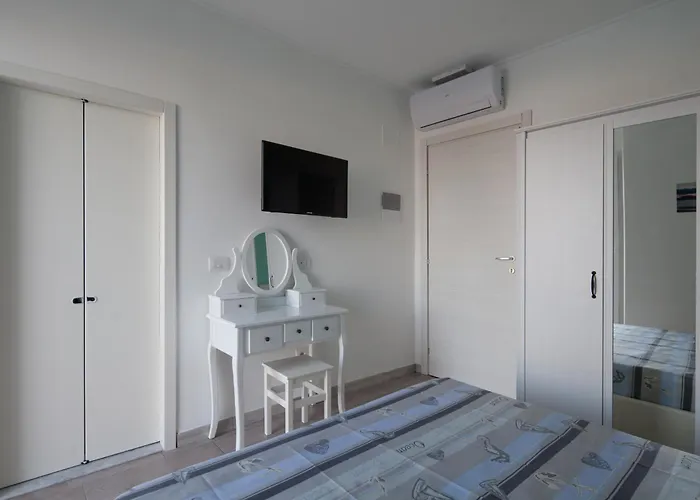 Fezzano / Portovenere Stilish Double With Sea View, Balcony Or Small Courtyard 3*