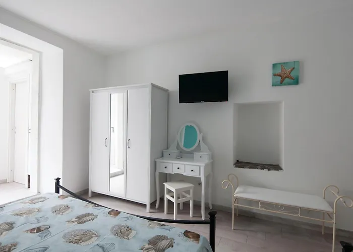 Fezzano / Portovenere Stilish Double With Sea View, Balcony Or Small Courtyard Gasthof